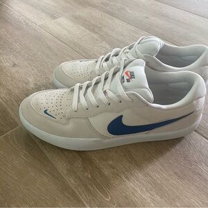 Nike SB Force 58